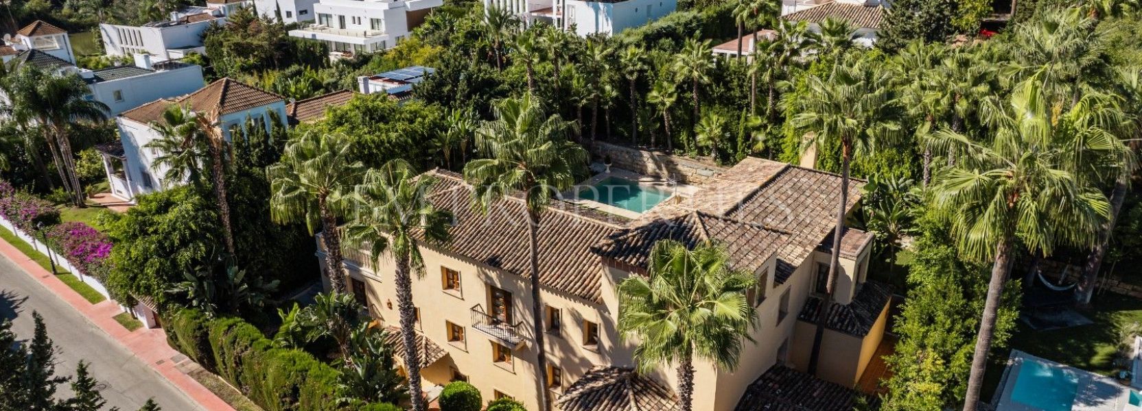 Villa  in Nueva Andalucia, Marbella