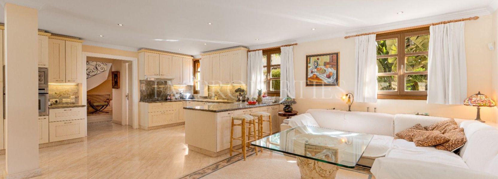 Villa  in Nueva Andalucia, Marbella