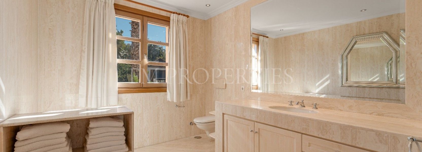 Villa  in Nueva Andalucia, Marbella