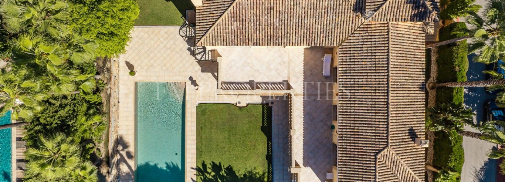 Villa  in Nueva Andalucia, Marbella