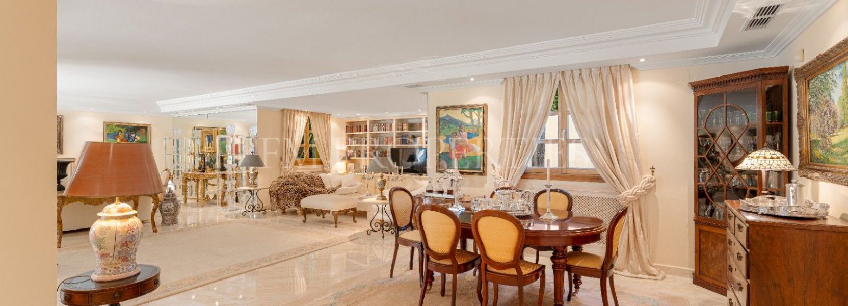 Villa  in Nueva Andalucia, Marbella