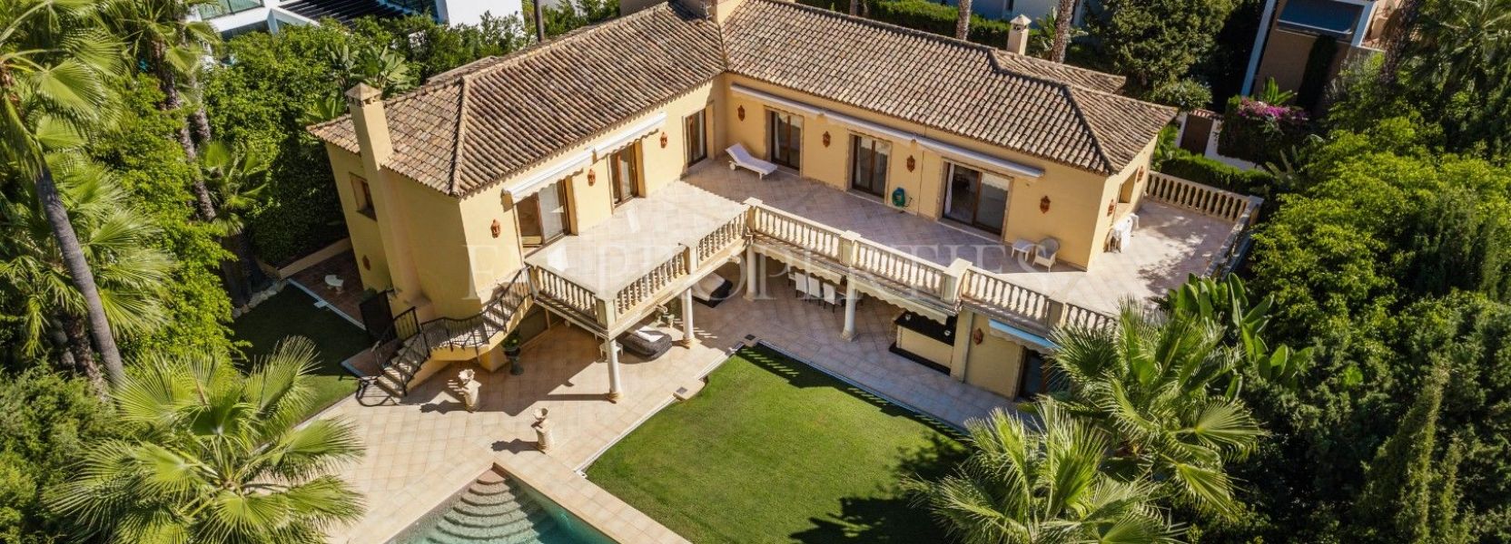 Villa  in Nueva Andalucia, Marbella