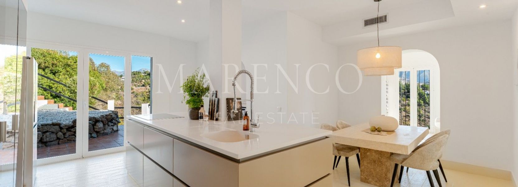 Villa  en El Madroñal, Benahavis