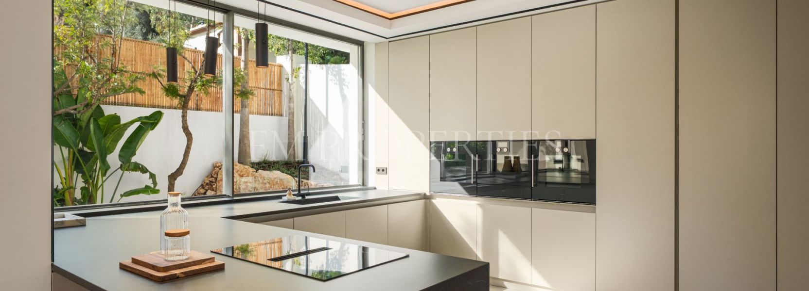 Villa  in La Quinta, Benahavis