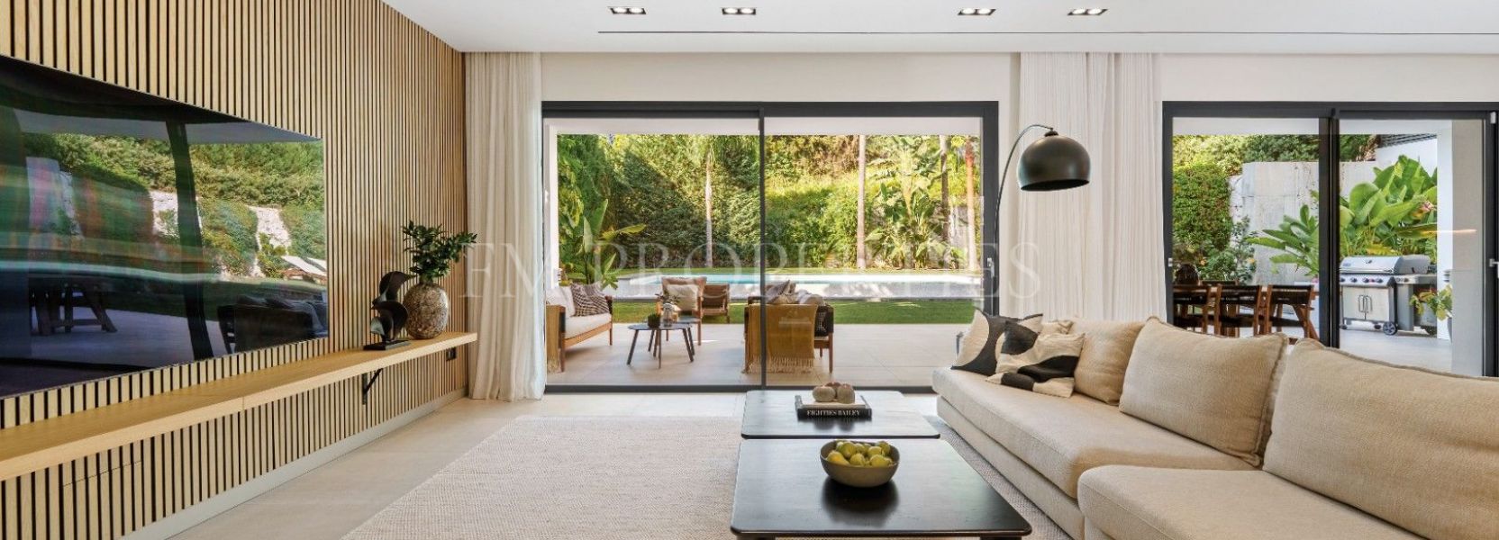 Villa  in Nueva Andalucia, Marbella