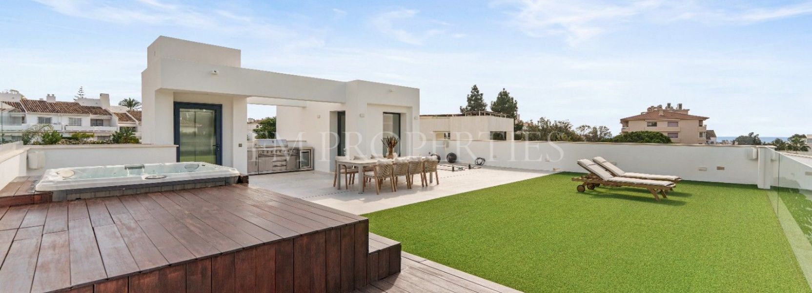 Villa  in Nueva Andalucia, Marbella