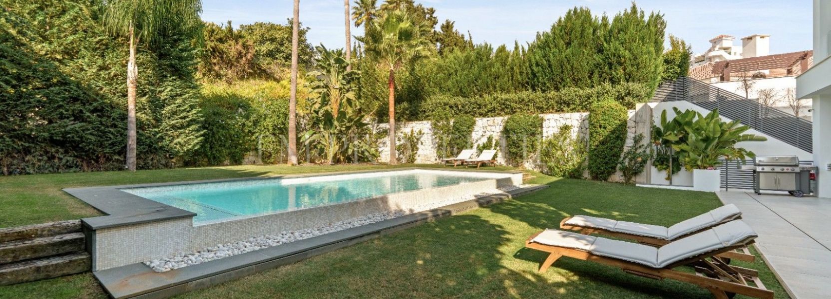 Villa  in Nueva Andalucia, Marbella