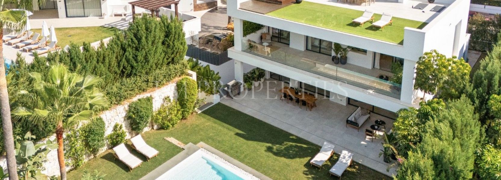 Villa  in Nueva Andalucia, Marbella