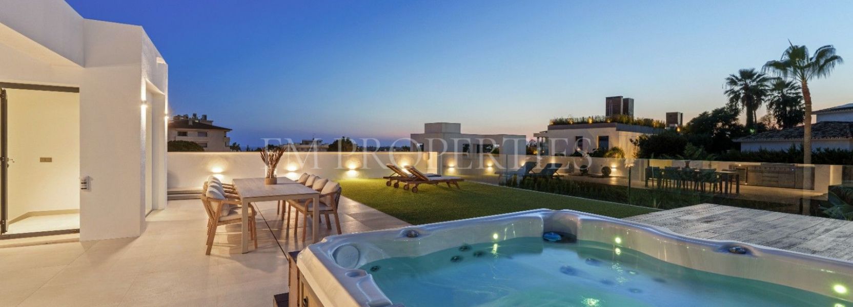 Villa  in Nueva Andalucia, Marbella