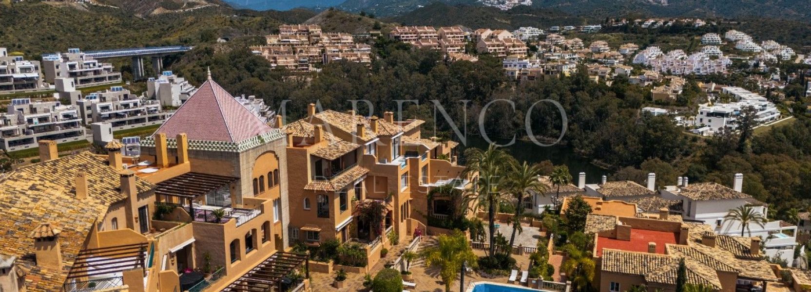 Apartamento  en La Cerquilla, Nueva Andalucia, Marbella
