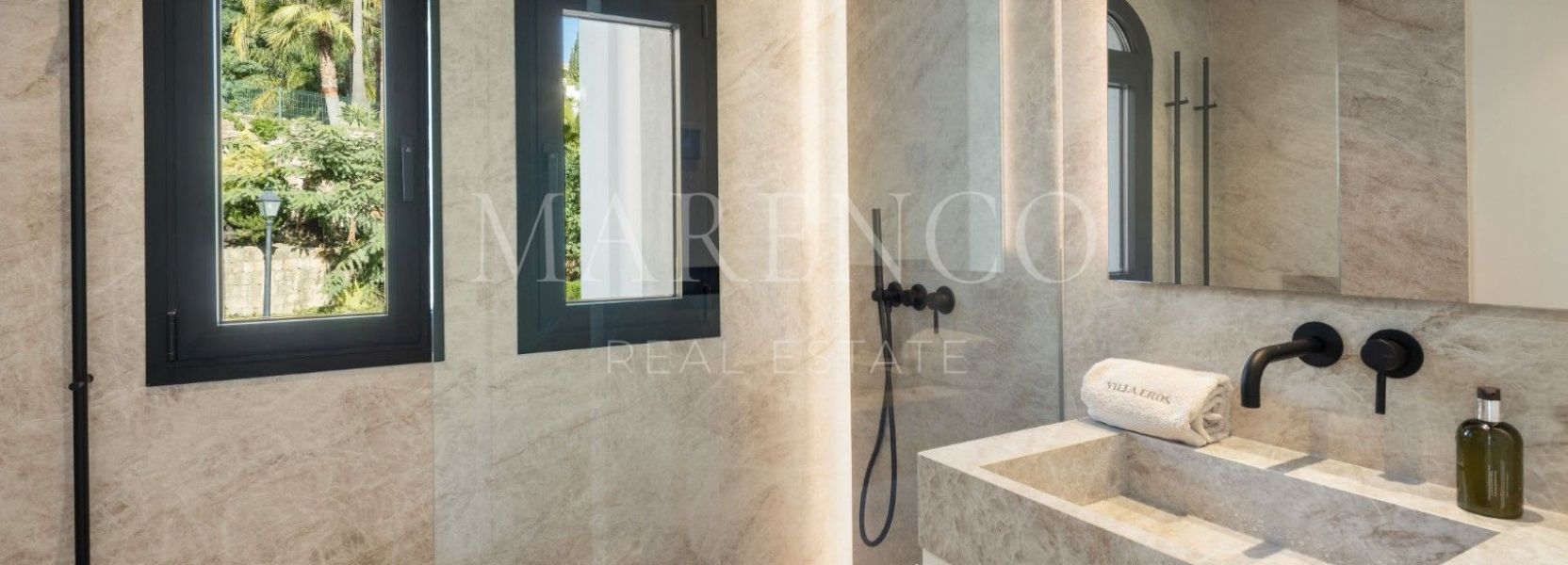 Villa  en Los Arqueros, Benahavis