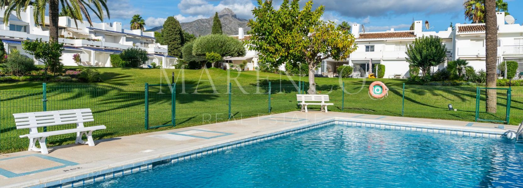 Adosado  en La Rinconada, Nueva Andalucia, Marbella