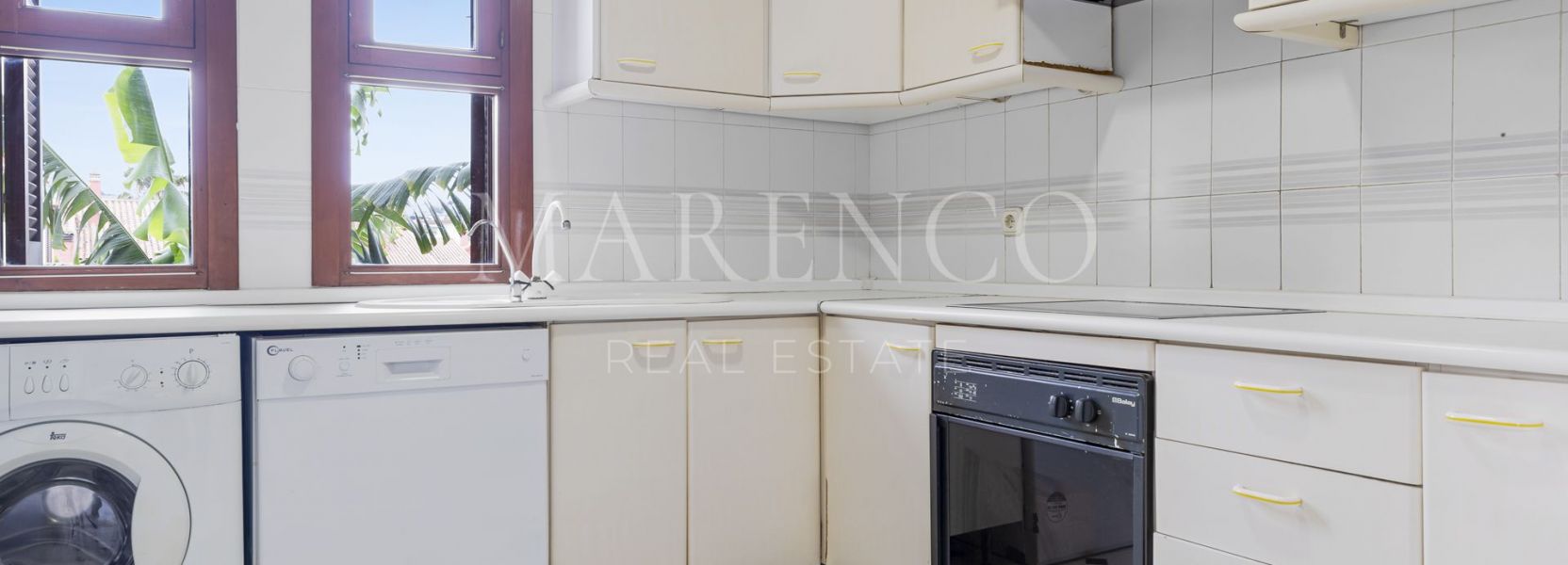 Adosado  en Bahia Azul, Estepona Oeste, Estepona