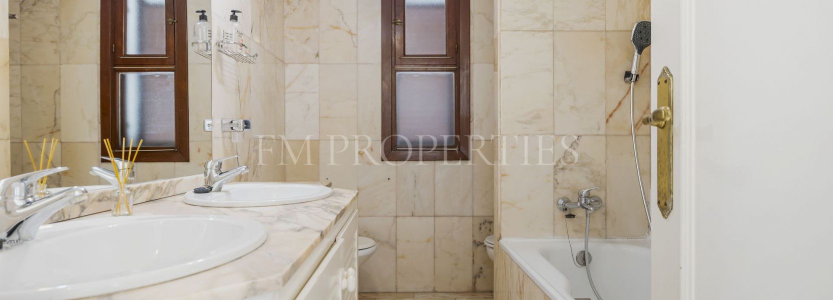 Adosado  en Bahia Azul, Estepona Oeste, Estepona