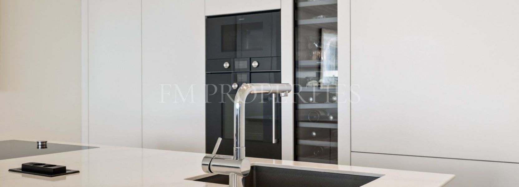 Apartamento  en Nueva Andalucia, Marbella