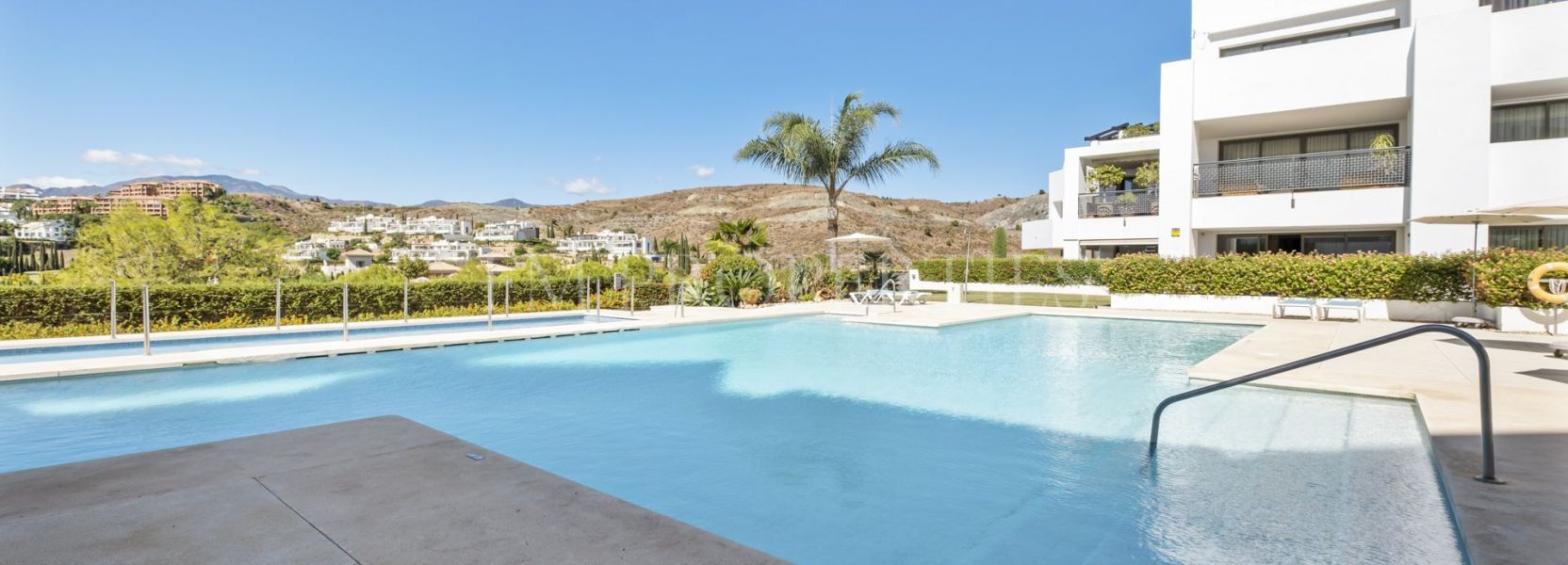 Duplex Penthouse  in Los Flamingos Golf, Benahavis