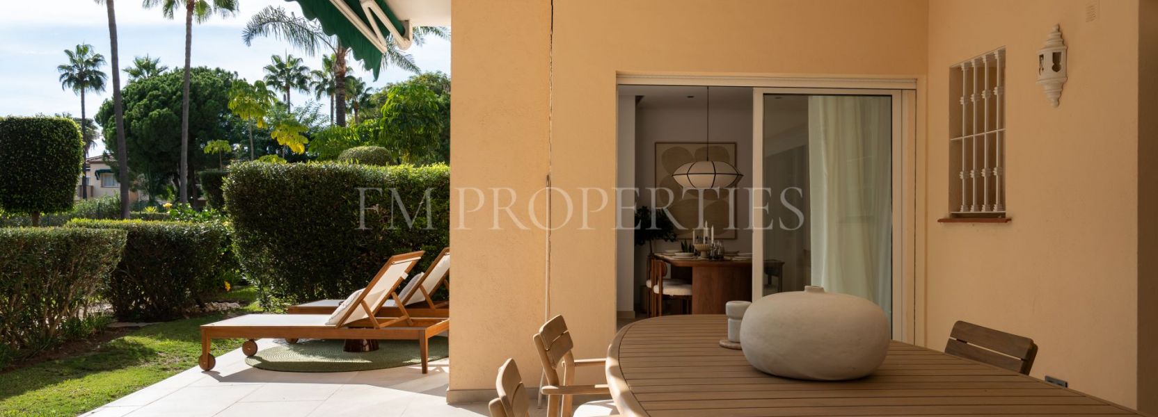 Appartement rez de chaussée  à Pueblo de Las Brisas, Nueva Andalucia, Marbella