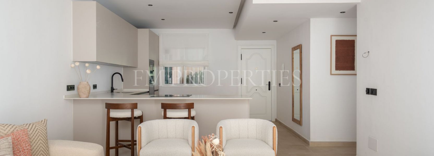 Appartement rez de chaussée  à Pueblo de Las Brisas, Nueva Andalucia, Marbella