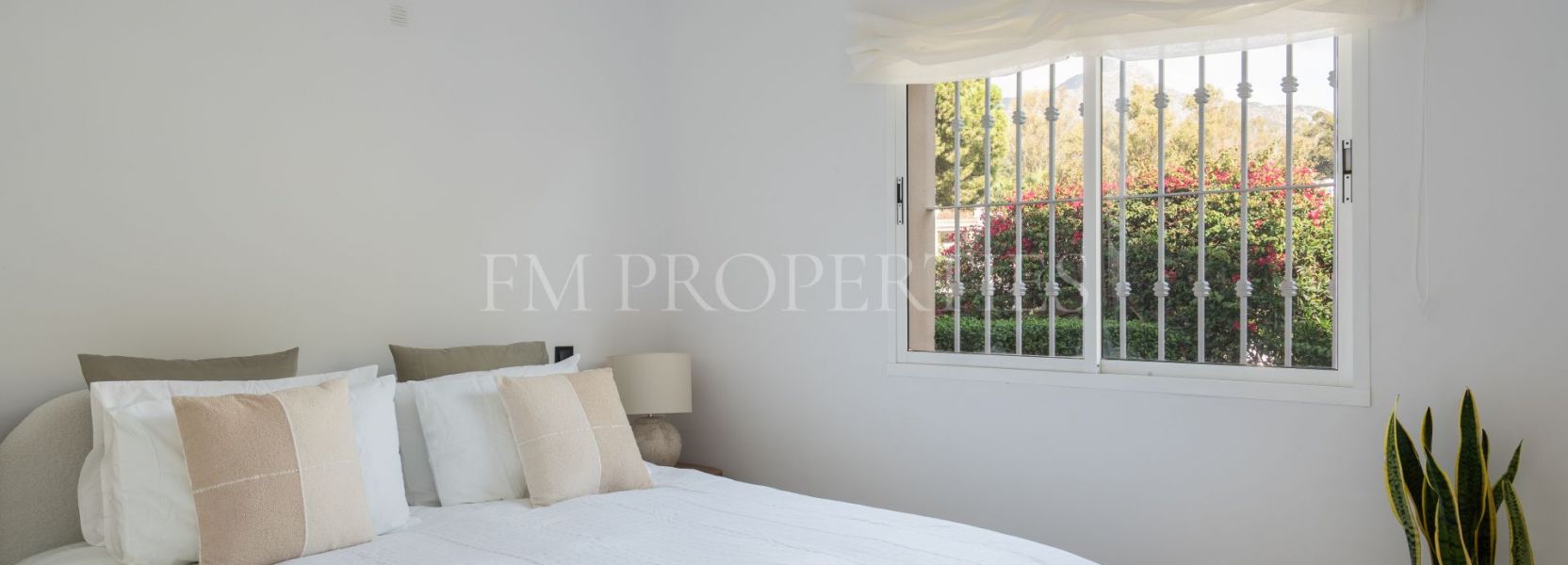 Appartement rez de chaussée  à Pueblo de Las Brisas, Nueva Andalucia, Marbella