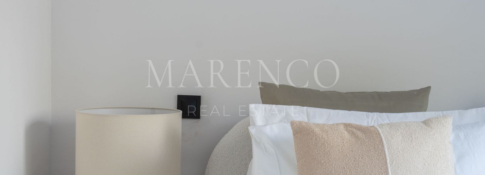 Erdgeschosswohnung  in Pueblo de Las Brisas, Nueva Andalucia, Marbella