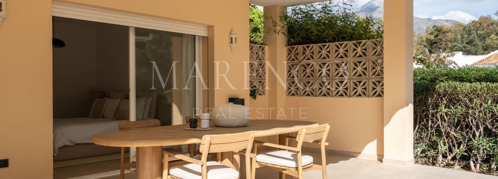 Erdgeschosswohnung  in Pueblo de Las Brisas, Nueva Andalucia, Marbella