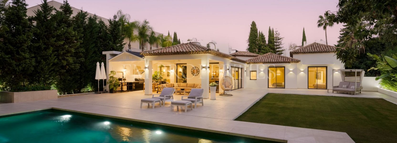 Villa  en La Cerquilla, Nueva Andalucia, Marbella