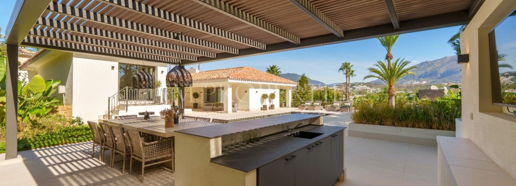 Villa  en Nueva Andalucia, Marbella