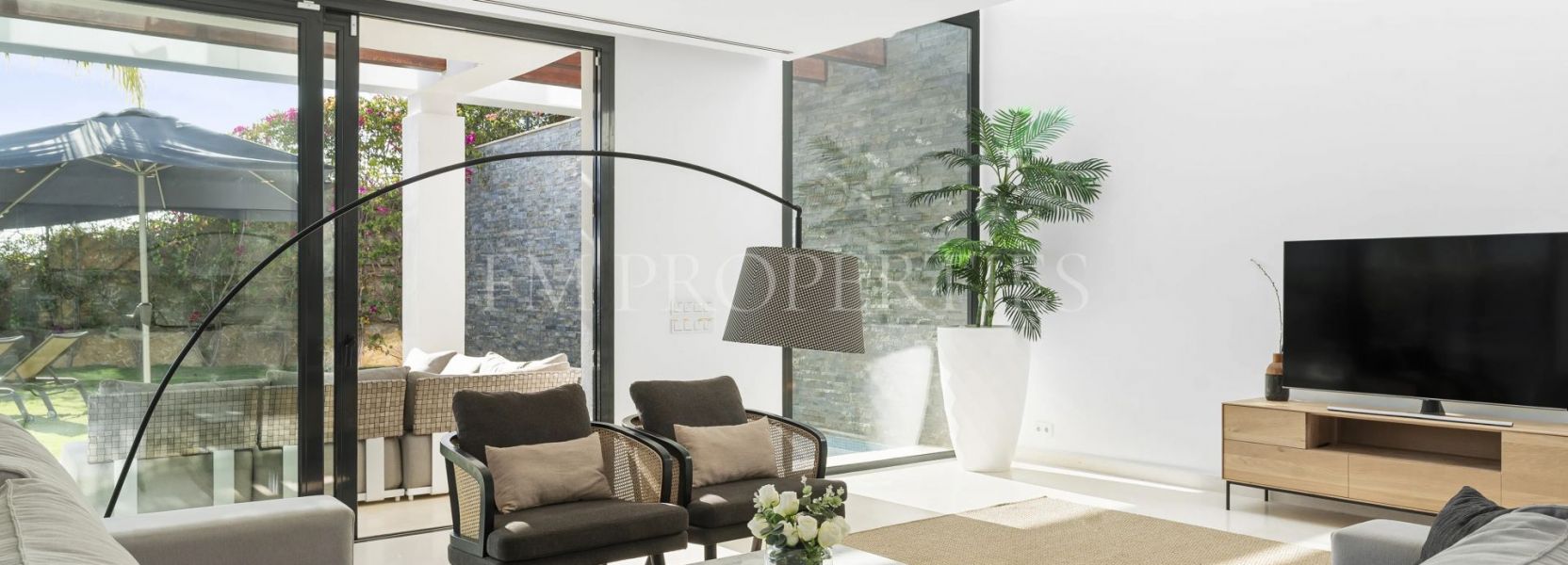 Semi Detached Villa  in Cabopino, Marbella East, Marbella