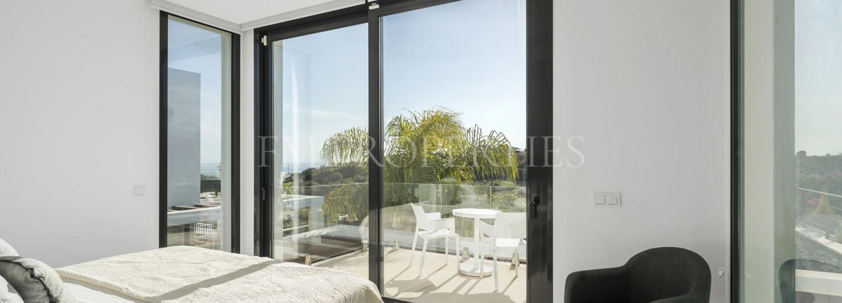 Semi Detached Villa  in Cabopino, Marbella East, Marbella