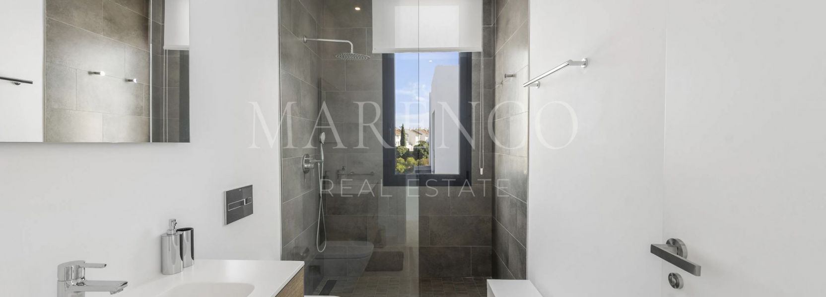 Semi Detached Villa  in Cabopino, Marbella East, Marbella