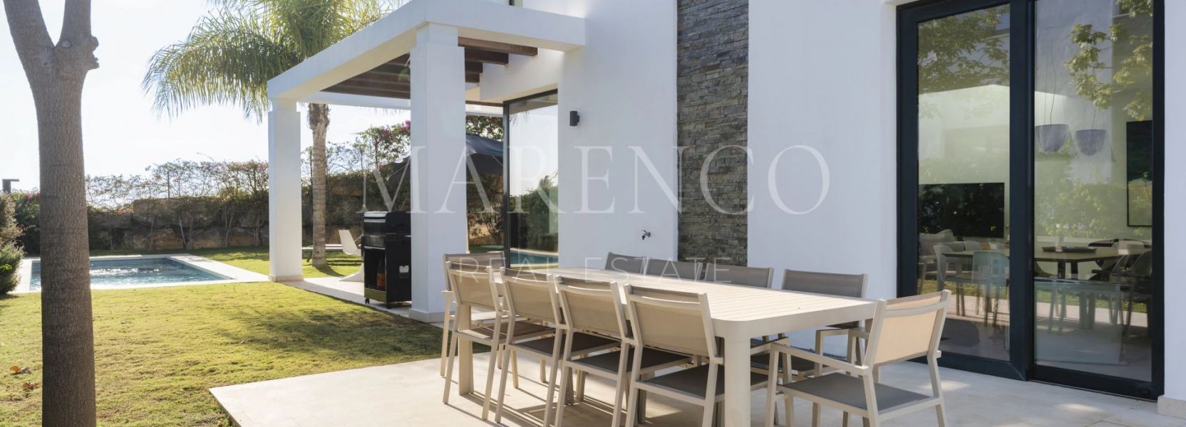 Semi Detached Villa  in Cabopino, Marbella East, Marbella