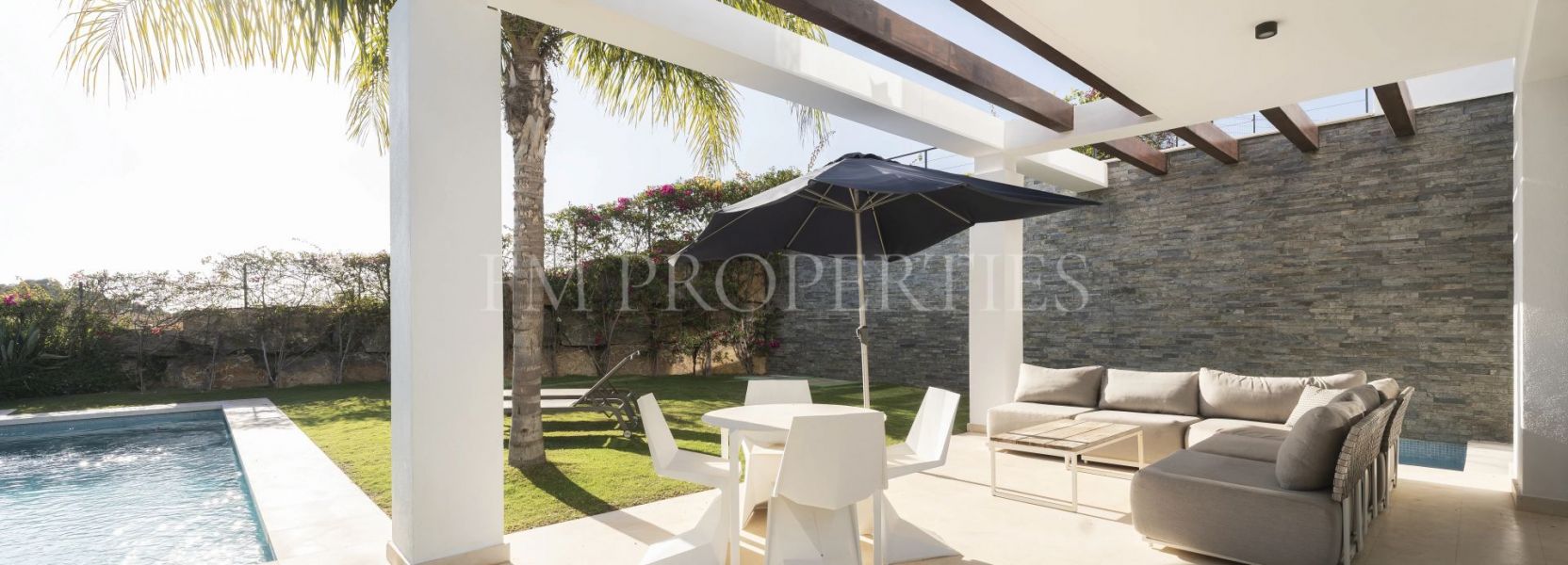 Semi Detached Villa  in Cabopino, Marbella East, Marbella