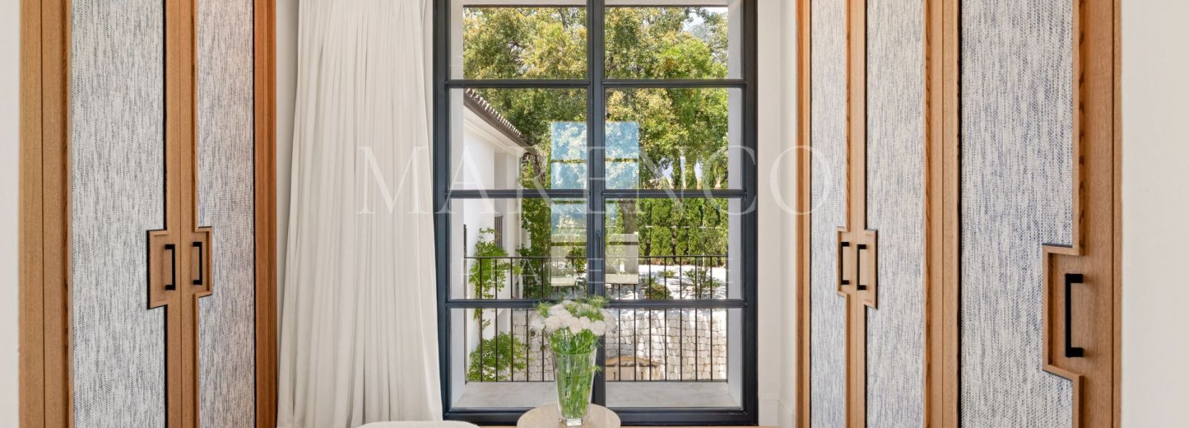 Villa in Cascada de Camojan, Marbella Golden Mile, Marbella