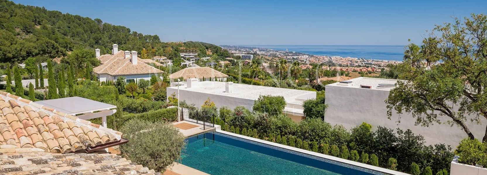 Villa in Cascada de Camojan, Marbella Golden Mile, Marbella