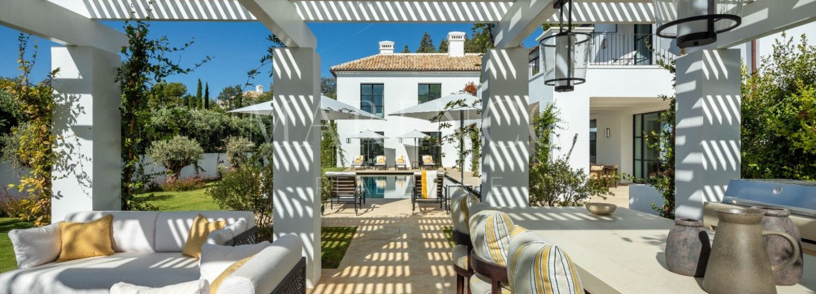 Villa in Cascada de Camojan, Marbella Golden Mile, Marbella