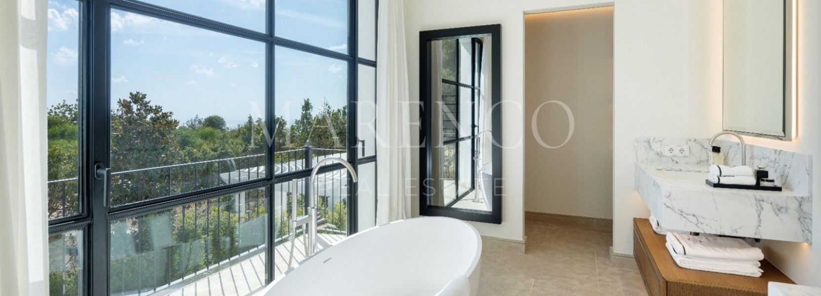 Villa in Cascada de Camojan, Marbella Golden Mile, Marbella