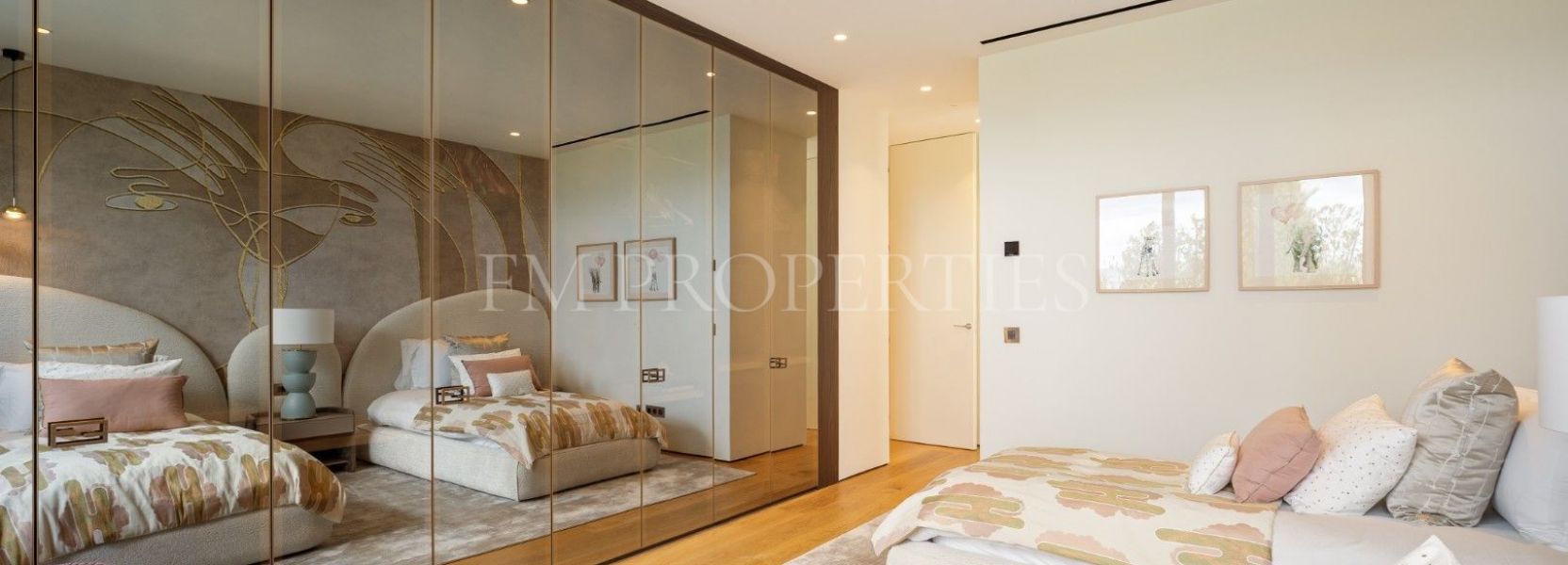 Duplex Planta Baja  en Marbella Golden Mile, Marbella