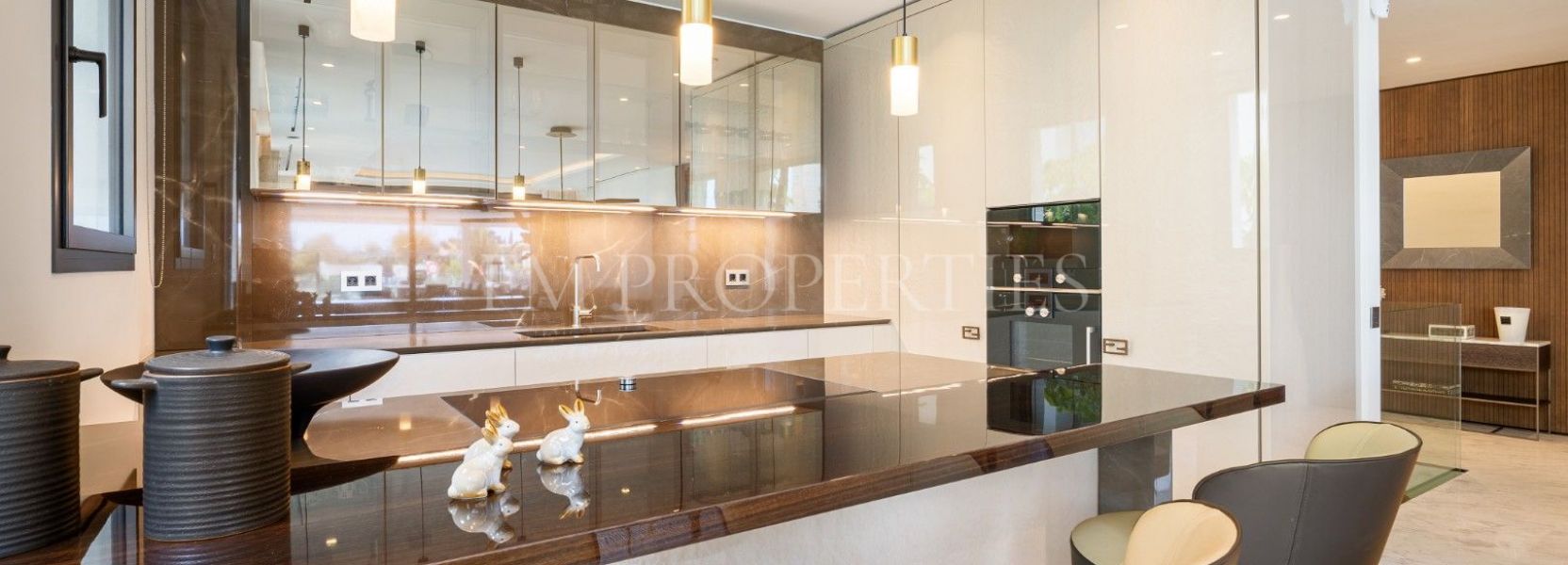 Duplex Planta Baja  en Marbella Golden Mile, Marbella