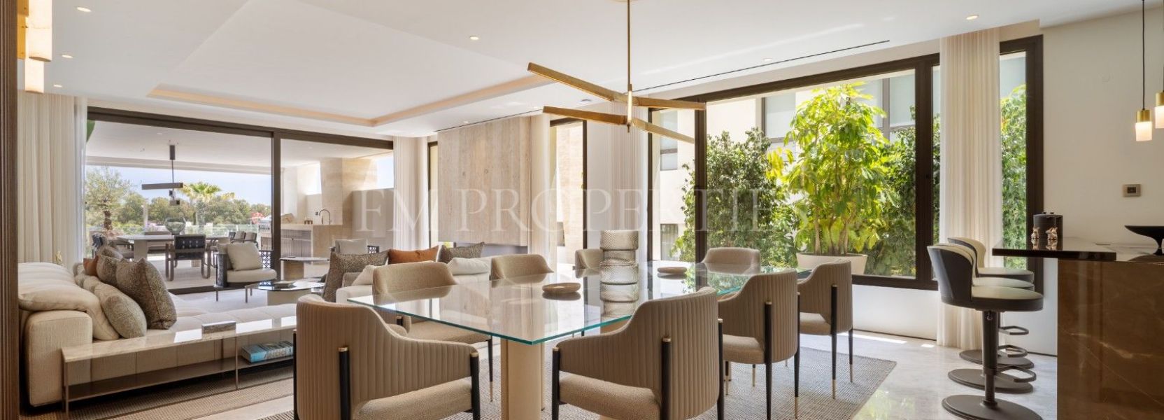 Duplex Planta Baja  en Marbella Golden Mile, Marbella