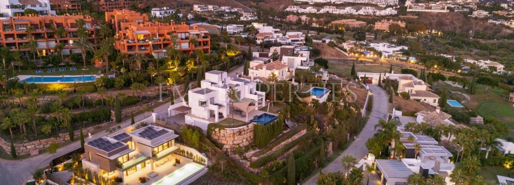 Villa  in Los Flamingos, Benahavis