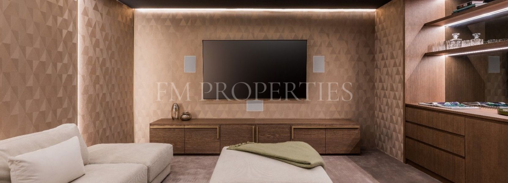 Villa  in Sierra Blanca, Marbella Golden Mile, Marbella