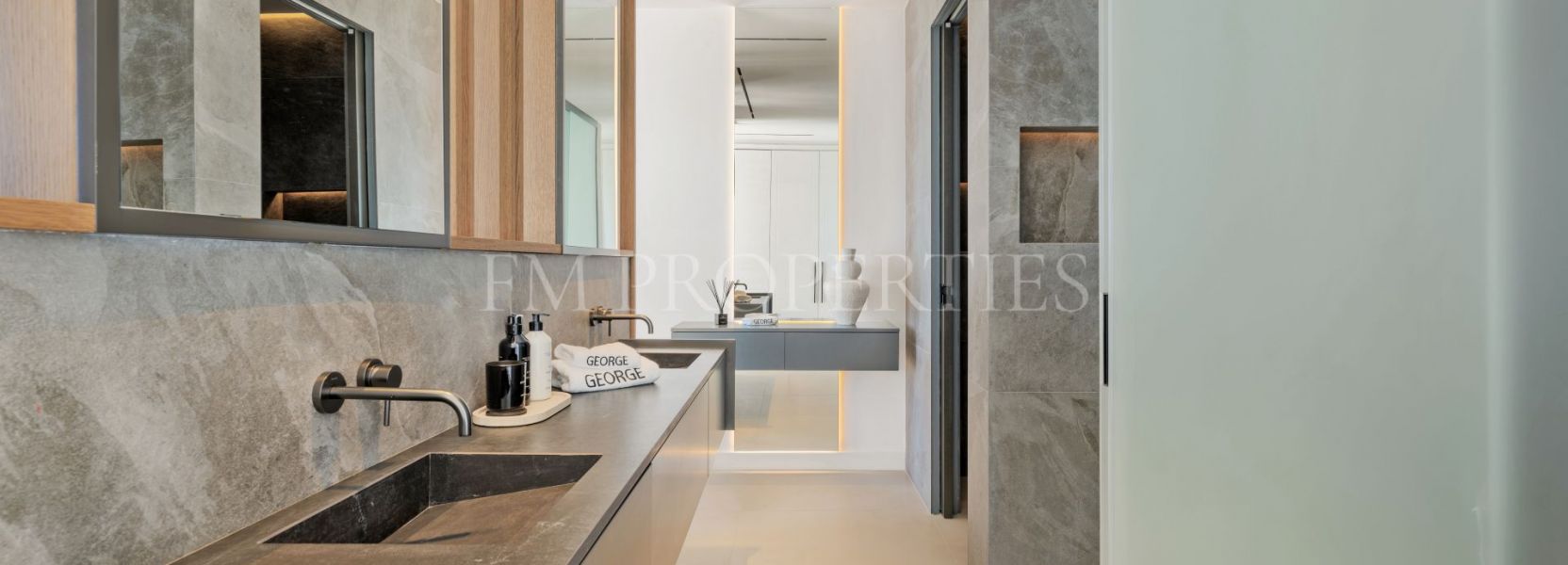 Villa  in Sierra Blanca, Marbella Golden Mile, Marbella