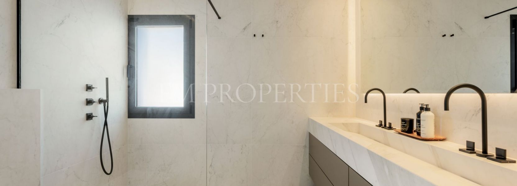 Villa  in Sierra Blanca, Marbella Golden Mile, Marbella