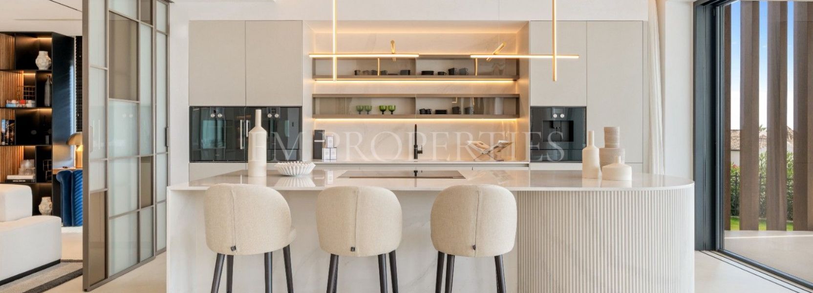 Villa  in Sierra Blanca, Marbella Golden Mile, Marbella