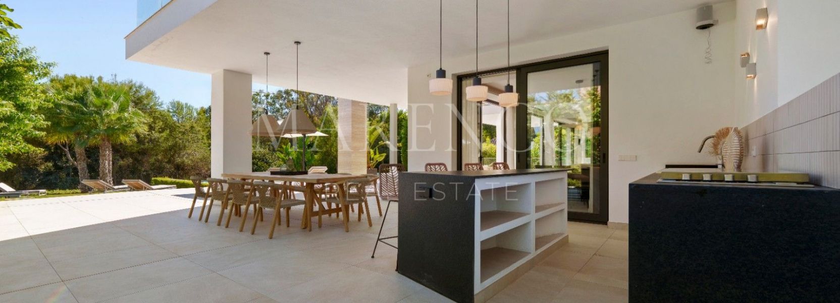 Villa  in Altos de Puente Romano, Marbella Goldene Meile, Marbella