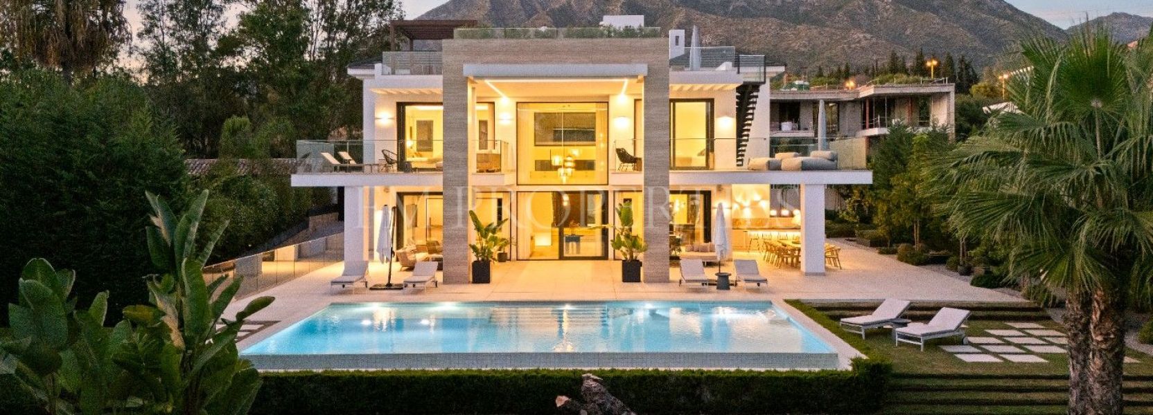 Villa  in Altos de Puente Romano, Marbella Goldene Meile, Marbella