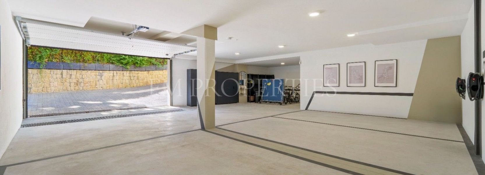 Villa  in Altos de Puente Romano, Marbella Goldene Meile, Marbella
