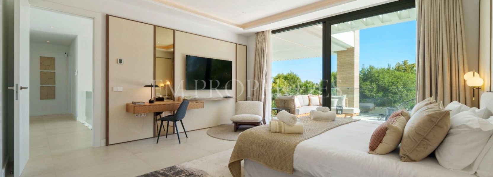 Villa  in Altos de Puente Romano, Marbella Goldene Meile, Marbella