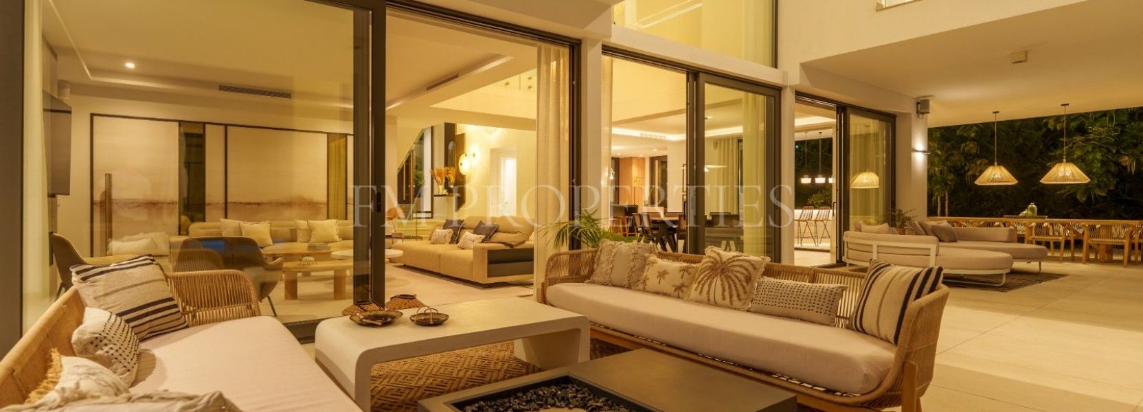 Villa  in Altos de Puente Romano, Marbella Goldene Meile, Marbella