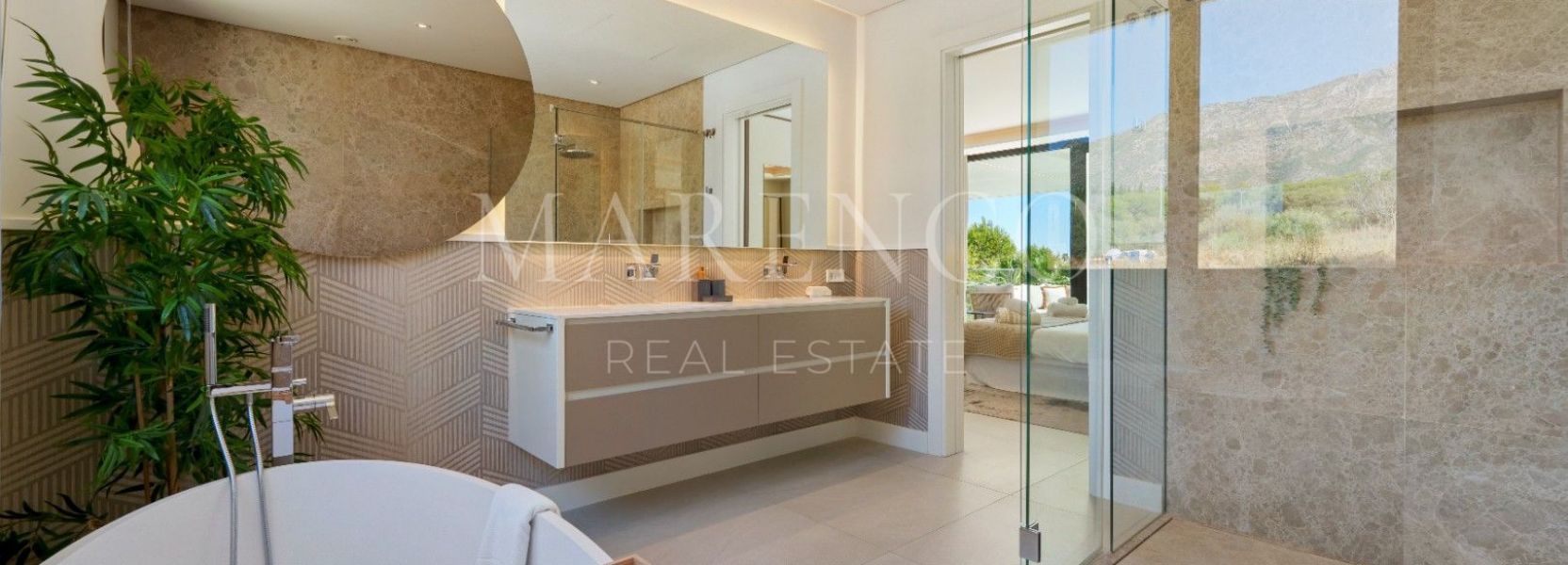 Villa  in Altos de Puente Romano, Marbella Goldene Meile, Marbella